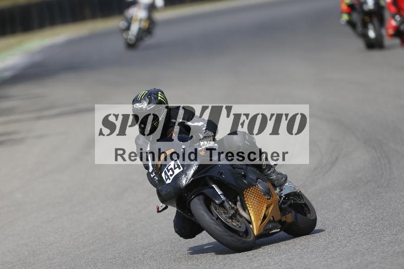 /37 09.08.2026  Pluess Motosport ADR/Einsteiger/454